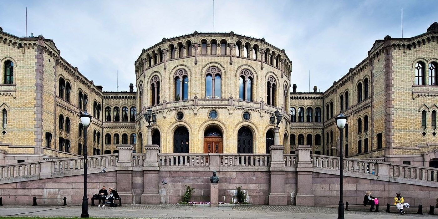 63c67df3-d85a-428e-841d-f7a6a96a8023